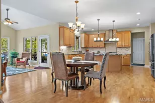17835 Westhampton Woods Dr, Chesterfield, MO 63005 - Photo 12