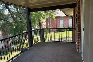 10011 Echoridge Ln, Mehlville, MO 63125 - Photo 10