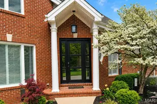 545 Overlook Terrace Ct, Eureka, MO 63025 - Photo 2