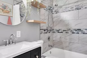 3027 Luxury Dr, Florissant, MO 63031 - Photo 22
