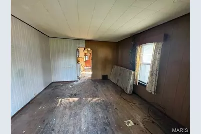 10593 Clarendon Avenue, Saint Louis, MO 63114 - Photo 8