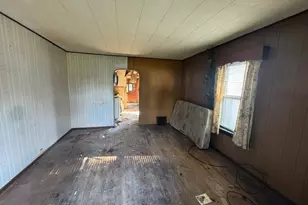 10593 Clarendon Ave, Saint Louis, MO 63114 - Photo 8