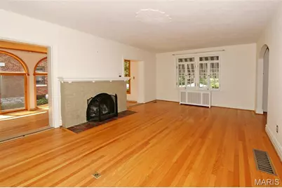 418 Mission Court, University City, MO 63130 - Photo 12