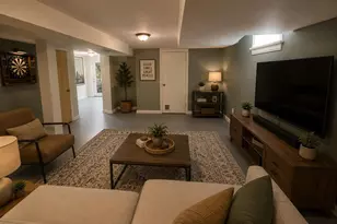 1510 Collins Ave, Richmond Heights, MO 63117 - Photo 12