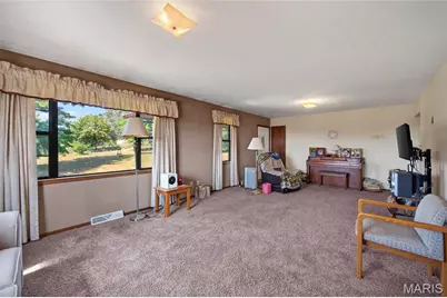 25936 Evanston Road, Lebanon, MO 65536 - Photo 6