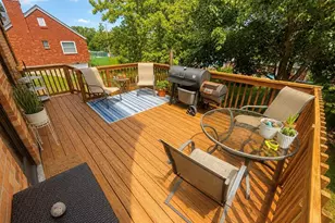 673 Bellsworth Dr, Saint Louis, MO 63125 - Photo 16