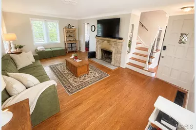 673 Bellsworth Drive, Saint Louis, MO 63125 - Photo 14