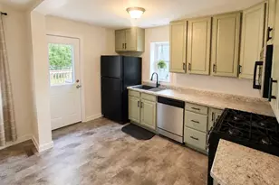 673 Bellsworth Dr, Saint Louis, MO 63125 - Photo 22