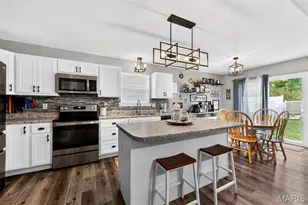 656 Rockshire Dr, Herculaneum, MO 63048 - Photo 6