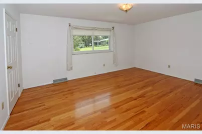 4828 Broad Oak Drive, Unincorporated, MO 63128 - Photo 14