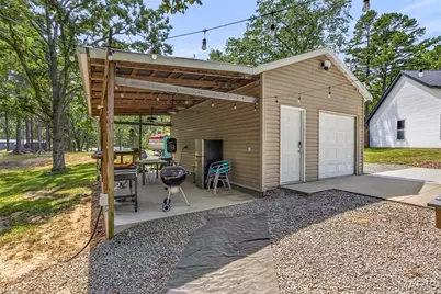 6156 J-M Court, French Village, MO 63036 - Photo 16
