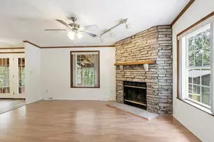 9182 Sunset Dr, Bloomsdale, MO 63627 - Photo 8