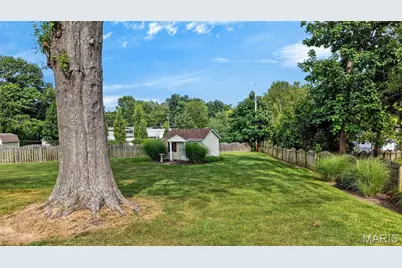262 W Skyline Drive, Ballwin, MO 63011 - Photo 44