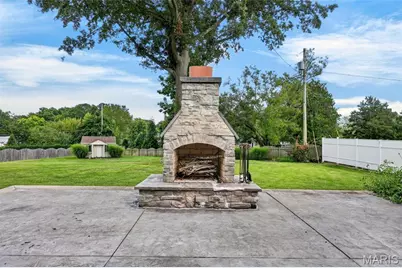 262 W Skyline Drive, Ballwin, MO 63011 - Photo 24