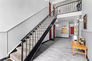 9047 Villaridge, Saint Louis, MO 63123 - Photo 2