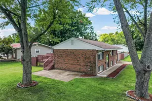 1460 Fox Run Dr, Florissant, MO 63033 - Photo 6