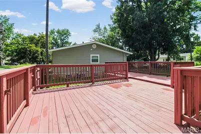 1460 Fox Run Drive, Florissant, MO 63033 - Photo 14