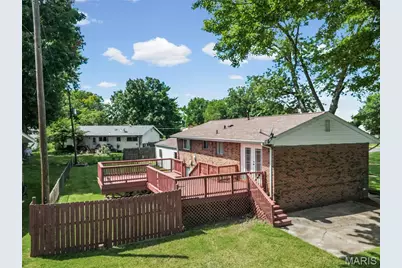 1460 Fox Run Drive, Florissant, MO 63033 - Photo 8