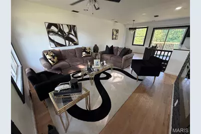 9356 Laramie Drive, Bellefontaine Neighbors, MO 63137 - Photo 6