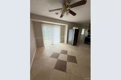 8908 Saint Louis Avenue, Saint John, MO 63114 - Photo 2