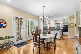 8015 Delmar Blvd, University City, MO 63130 - Photo 16
