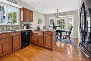 5305 Ambs Ct, Saint Louis, MO 63128 - Photo 12