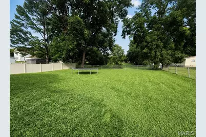 304 Kinley Drive, Farmington, MO 63640 - Photo 8