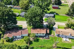 1675 Central Pkwy Pkwy, Florissant, MO 63031 - Photo 6