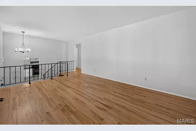 1675 Central Pkwy Parkway, Florissant, MO 63031 - Photo 14