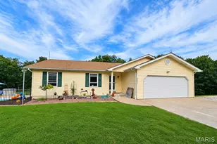 3216 Elizabeth Ct, Troy, MO 63379 - Photo 1