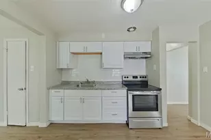 1057 Gabriel Dr, Ferguson, MO 63137 - Photo 8