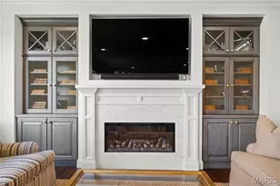 900 S Hanley Rd, Clayton, MO 63105 - Photo 8
