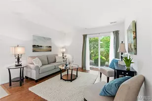 12806 Portulaca Dr, Saint Louis, MO 63146 - Photo 2