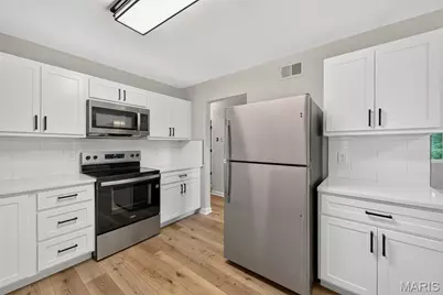 2701 Sibley Street, Saint Charles, MO 63301 - Photo 12