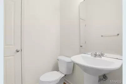 2704 McNair Avenue, Saint Louis, MO 63118 - Photo 12