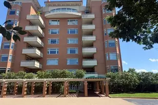 800 S Hanley Rd, Clayton, MO 63105 - Photo 2