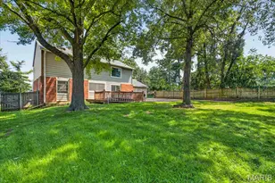 689 Henry Ave, Ballwin, MO 63011 - Photo 30