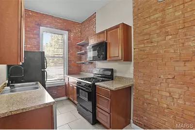 3425 Illinois Avenue, Saint Louis, MO 63118 - Photo 8