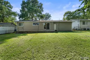 2528 Westrick Dr, Saint Louis, MO 63043 - Photo 36