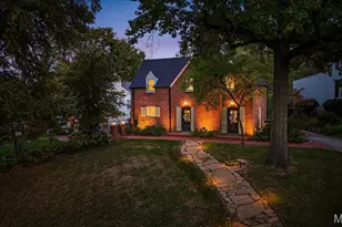 35 Willow Hill Rd, Saint Louis, MO 63124 - Photo 2