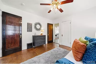 6437 Pernod Avenue, Saint Louis, MO 63139 - Photo 18
