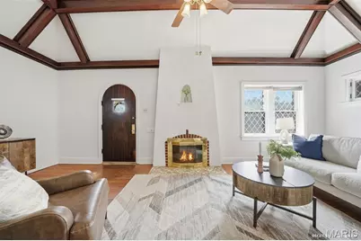 6437 Pernod Avenue, Saint Louis, MO 63139 - Photo 6