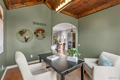1045 Hawkins Bend Drive, Fenton, MO 63026 - Photo 6