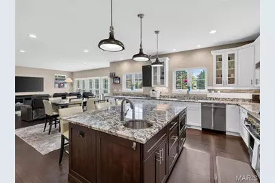 10450 Anzeiger Avenue, Frontenac, MO 63131 - Photo 14