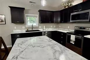 4010 Breckenridge Dr, Hannibal, MO 63401 - Photo 6