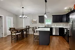 4010 Breckenridge Dr, Hannibal, MO 63401 - Photo 10