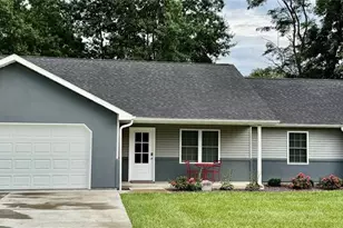 4010 Breckenridge Dr, Hannibal, MO 63401 - Photo 1