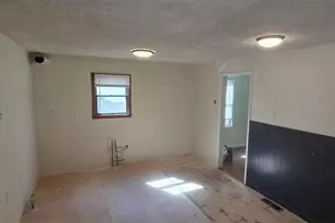 9414 Miriam Ave, Overland, MO 63114 - Photo 16