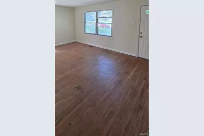 9414 Miriam Avenue, Overland, MO 63114 - Photo 12