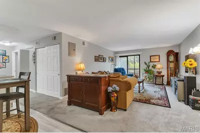 1465 Heritage Landing #207, Saint Charles, MO 63303 - Photo 8